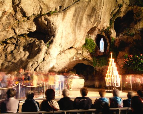 santuarios marianos lourdes